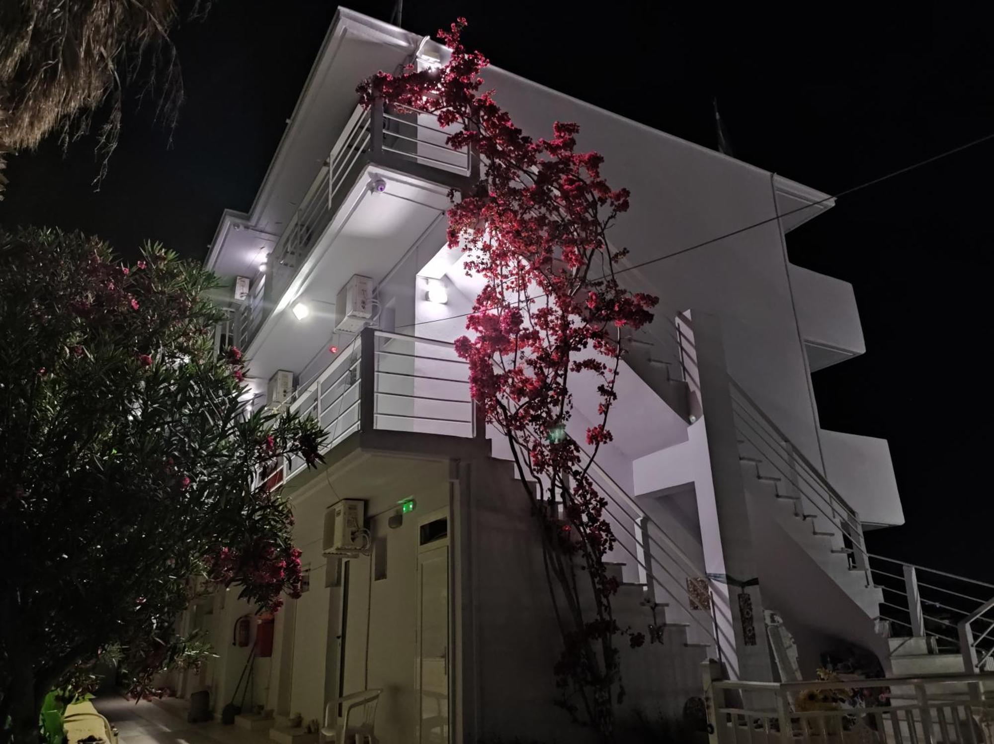 Yanna Studios & Apartments Planos Exterior foto